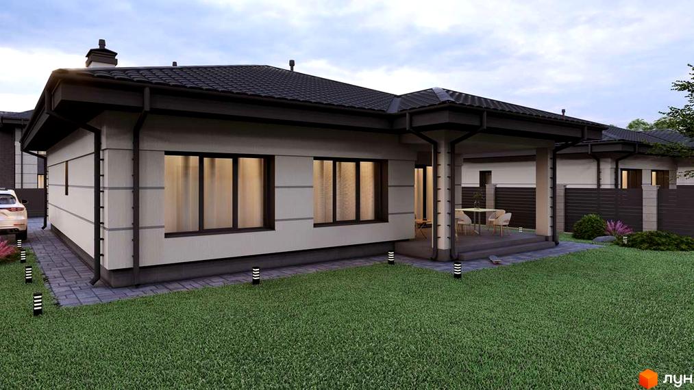 Котеджне містечко CHAPELSKY: одноповерховий будинок з темним дахом та світлими стінами, терасою та доглянутим газоном. Навколо будинку розташовані ліхтарі та паркан.