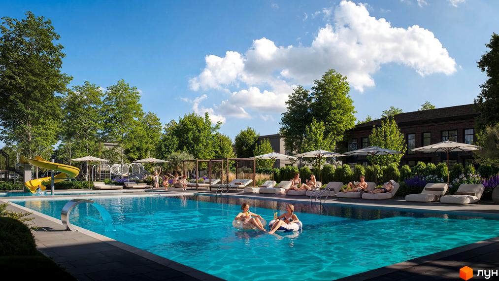 Басейн з шезлонгами та парасольками біля таунхаусів Royal Village. Зелена територія з деревами та дитячим майданчиком.