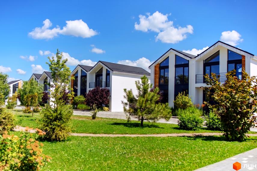 КМ Gardd House Eco Village