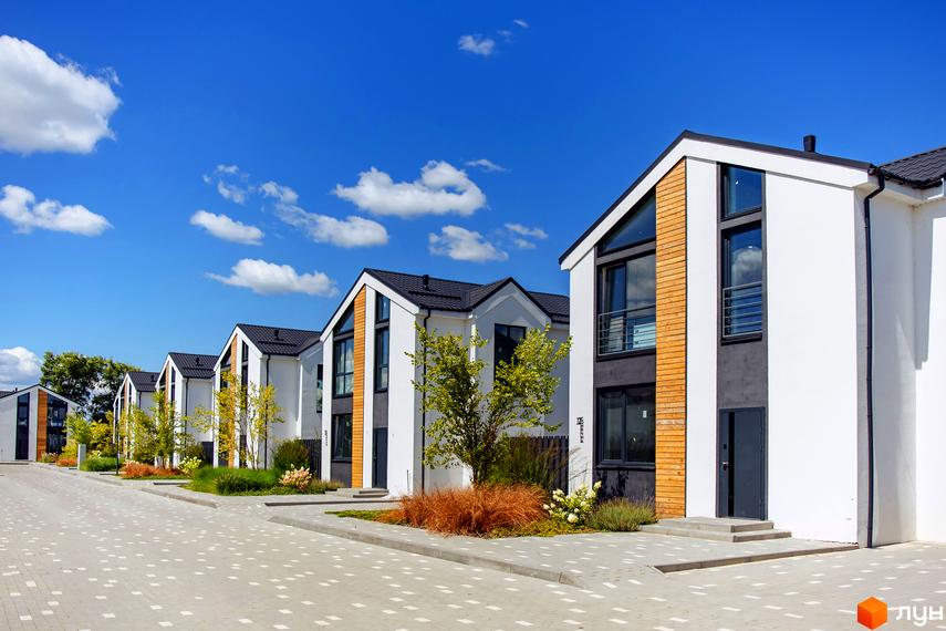 КМ Gardd House Eco Village