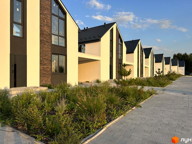 КМ DESNA HOMES