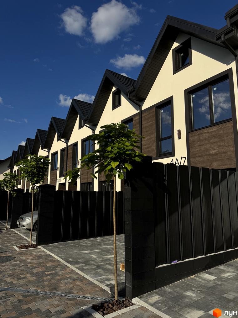 Таунхауси 40 Estates