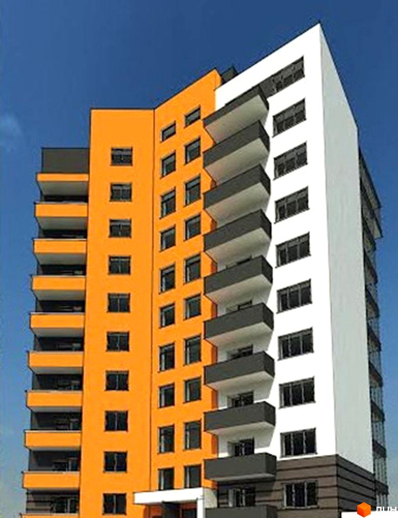 Новобудова на вул. Тролейбусна: багатоповерховий будинок з яскраво-помаранчевими та білими секціями, обладнаний темними балконами.