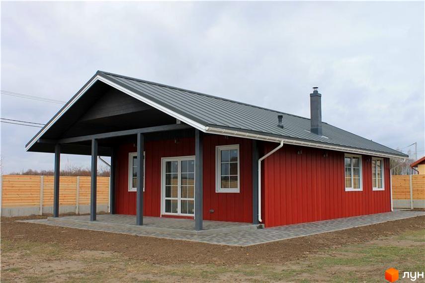 Зображення будинку в Котеджному містечку Рябинки. Одноповерхова будівля з червоними стінами, сірим дахом та відкритою терасою.