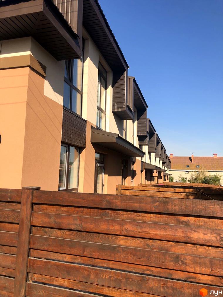 Зовнішній вигляд таунхаусів 