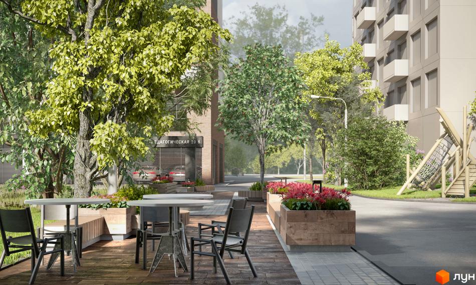 Простір на Педагогічній: зелена прибудинкова територія з зонами відпочинку та дитячим майданчиком. Зовнішній вигляд будинку з балконами.