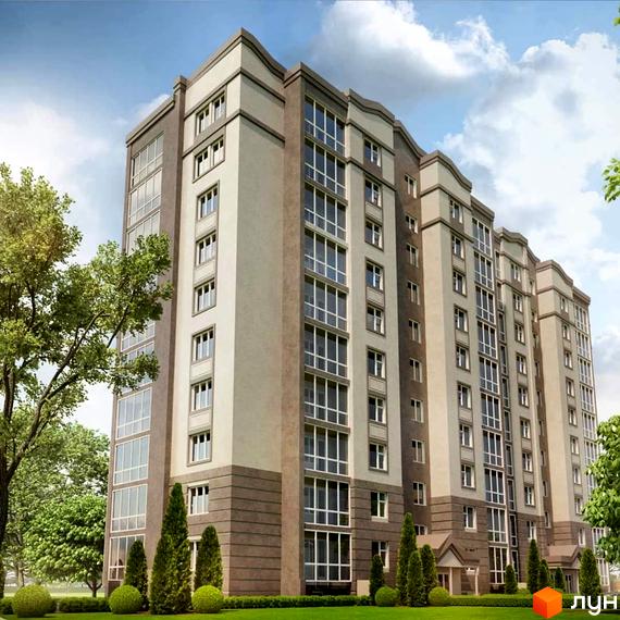 Висотна новобудова ЖК Європейський з великими вікнами та світлим фасадом. На території будинку є зелені насадження та доглянутий газон.