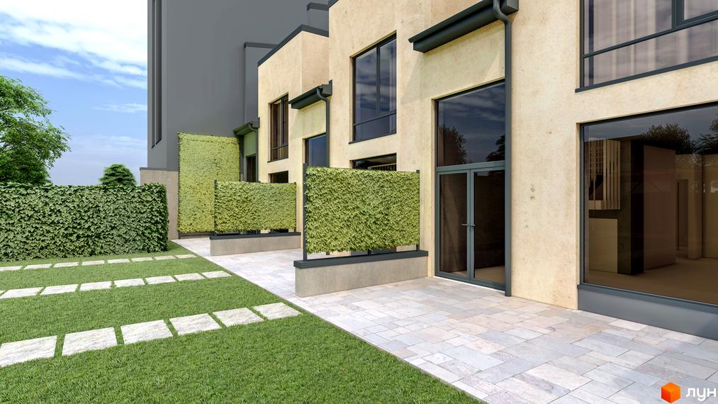 Таунхаус LYPYNSKY 34 з зеленою огорожею та вимощеною терасою. Навколо будинку доглянутий газон із квадратними плитами.