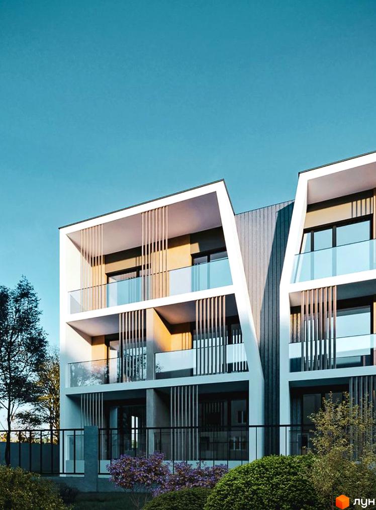 Зовнішній вигляд житлового комплексу Club House з балконами та скляними перилами. Навколо будинку розташована прибудинкова територія з деревами та кущами.