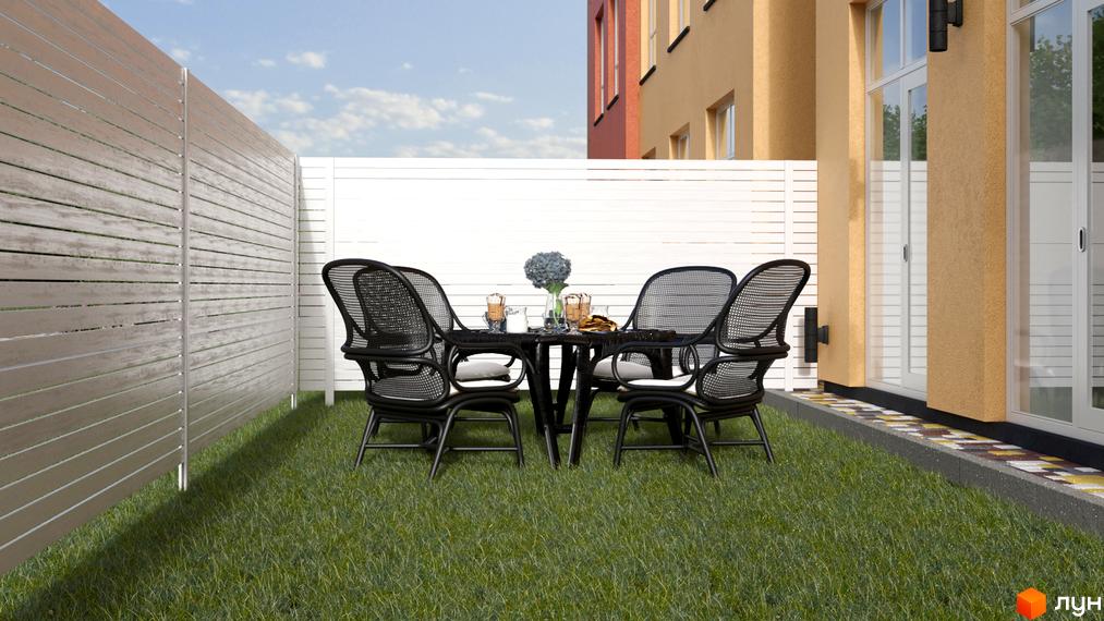 Зображення сторінки Житловий комплекс Калиновий Квартал. На фото: тераса з меблями, газон та білий паркан, будівля з великими вікнами.