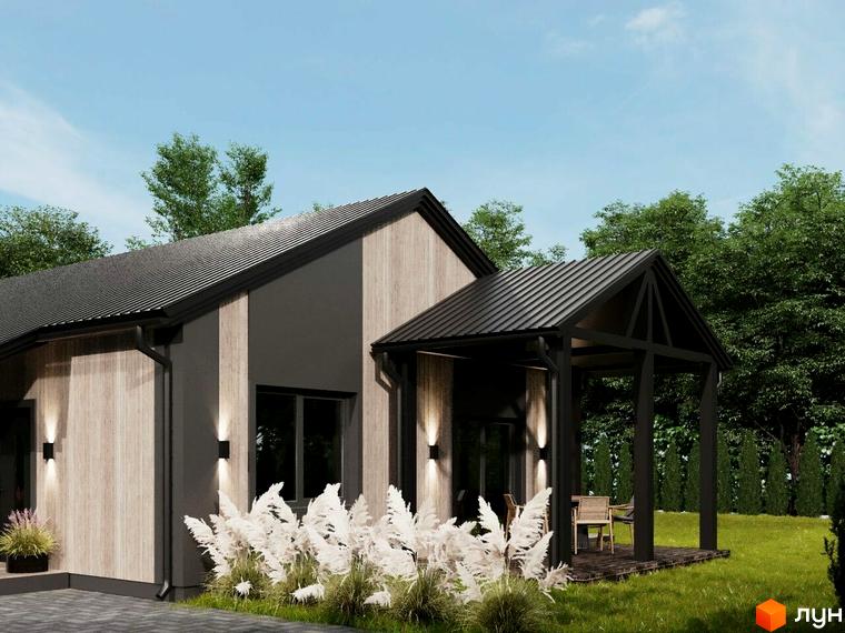 Котеджне містечко КМ NOVA ГУЦУЛЬЩИНА - це одноповерховий будинок з дерев'яним фасадом, чорним дахом та відкритою терасою, оточений зеленню та газоном.