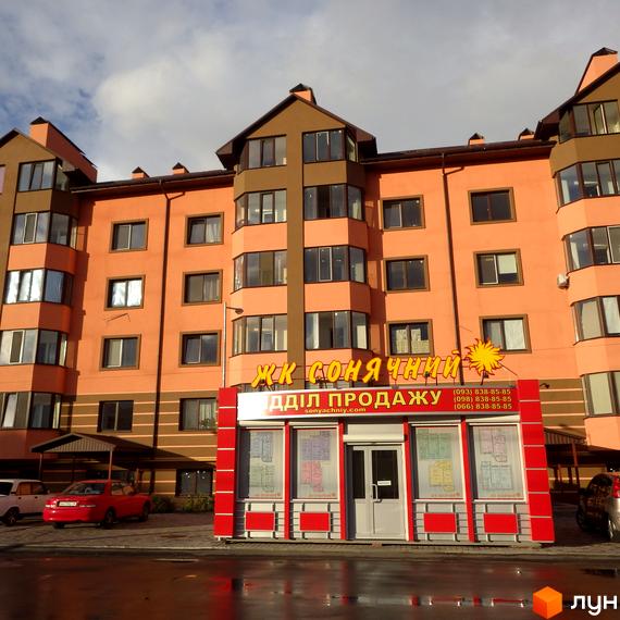 Фасад житлового комплексу 