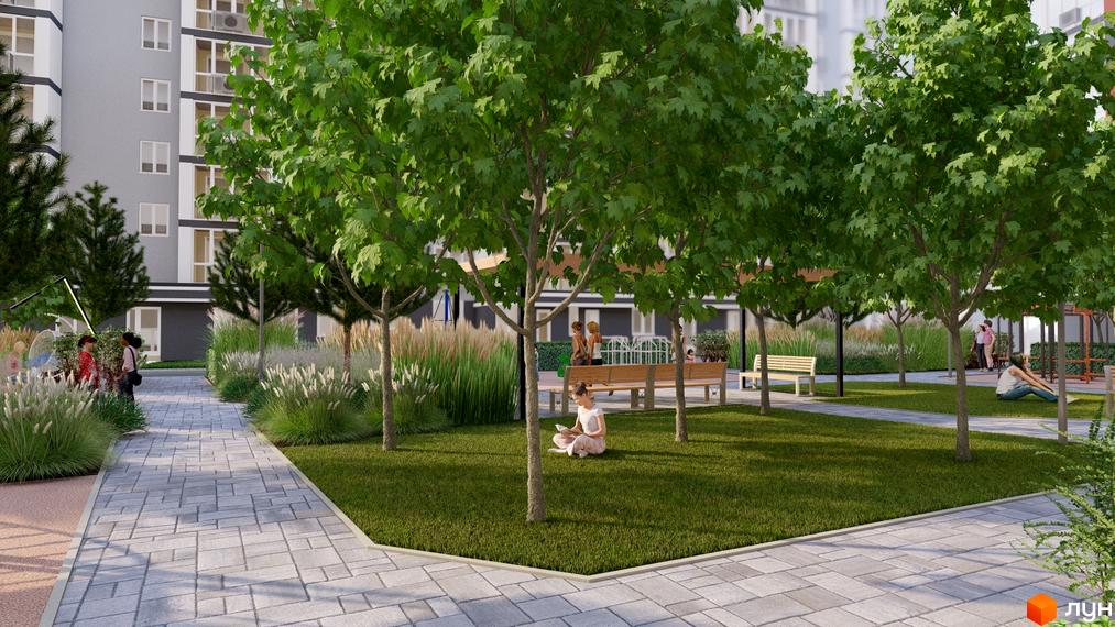 Житловий комплекс НЕЗАЛЕЖНІСТЬ: зелена зона з деревами та лавками, де відпочивають люди. Поруч розташована сучасна новобудова та вимощена доріжка.