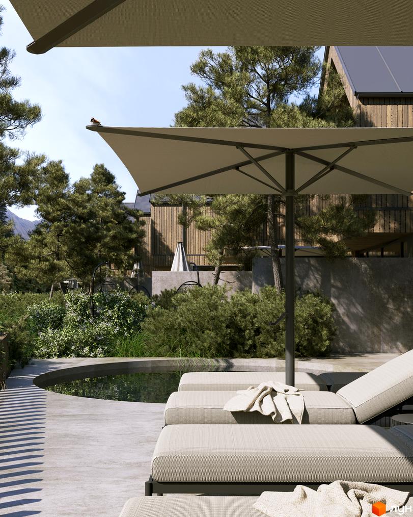 Котеджне містечко Migovo Ski & SPA: затишна зона відпочинку біля басейну з шезлонгами та парасолькою на фоні дерев'яної будівлі та гірського пейзажу.