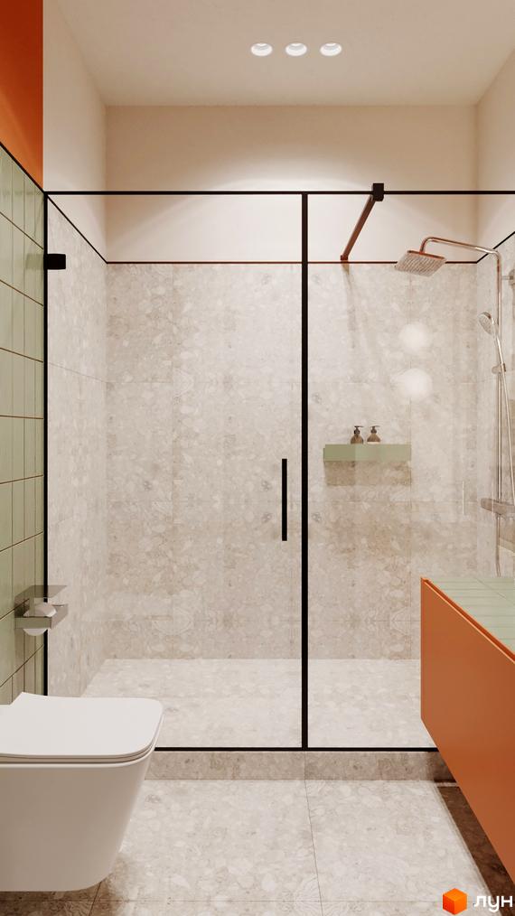 Інтер'єр ванної кімнати з душовою кабіною, туалетом та поличкою для косметики. Світлі стіни та підлога з візерунком, чорні деталі.