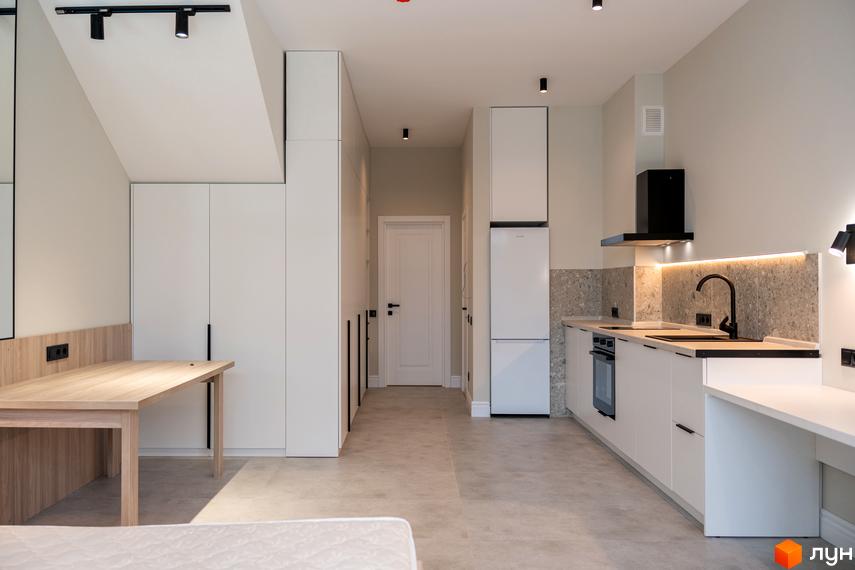 AMA FAMILY RESORT: світлий інтер'єр студії з кухнею та обідньою зоною. Сучасний дизайн та функціональне планування.