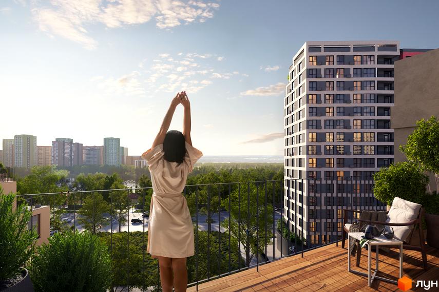 Вид з балкону на житловий район Brother та панораму міста. На передньому плані жінка в халаті, що дивиться на краєвид.