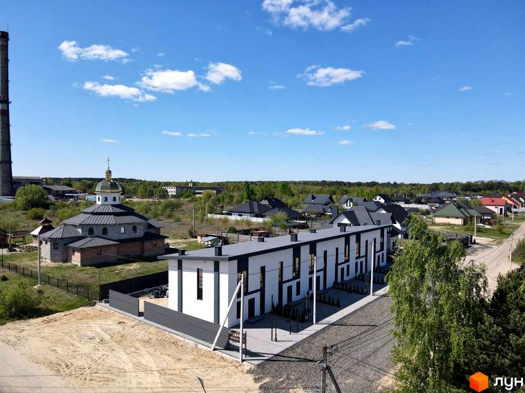 Новобудова Таунхауси 