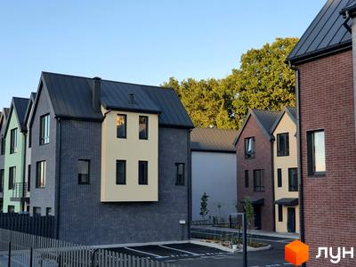 Былғары корсеттегі брюнетка порно Веб-камерадағы орыс секс